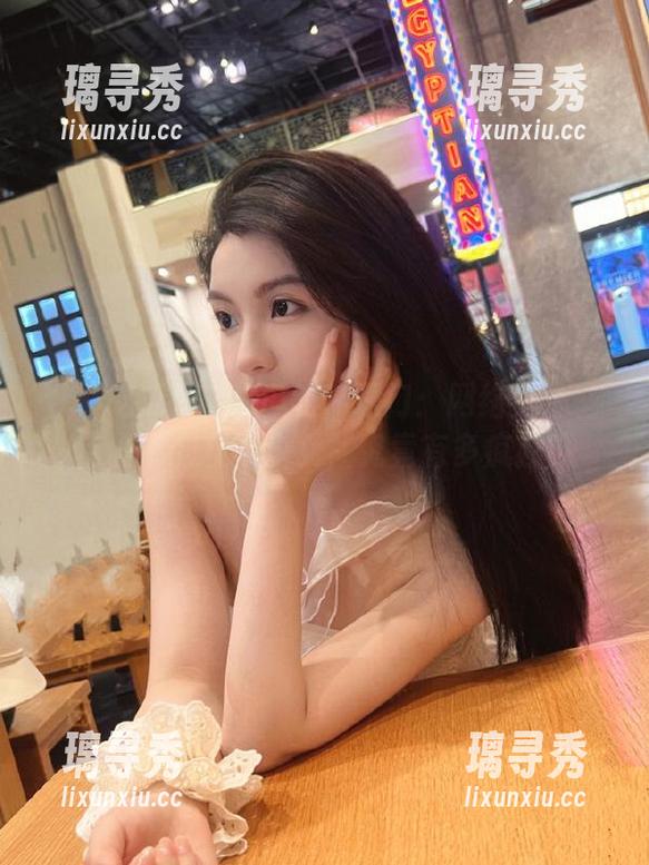 17吃瓜的传送门：网络上那些传说中的机暴少女，究竟有多疯狂！