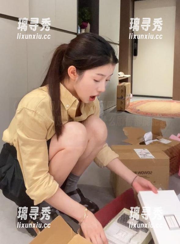 登录17吃瓜网，发现自己的好奇心果然是无限的，什么剧情都能把我吊起心来。