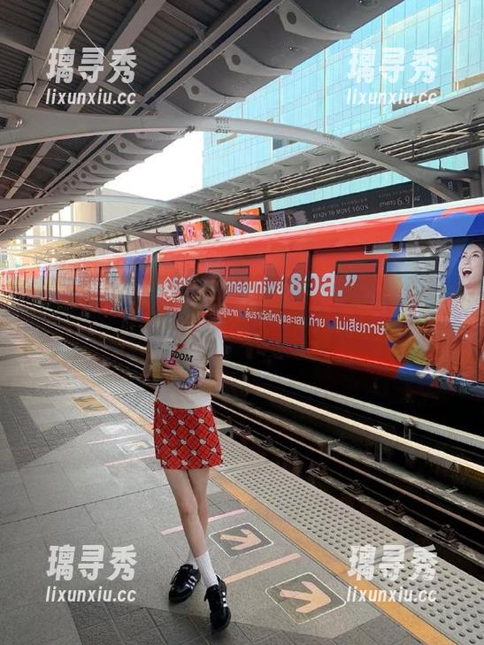 51吃瓜苹果版下载如吃西瓜般简单，边撸边吃，狗粮也不怕！