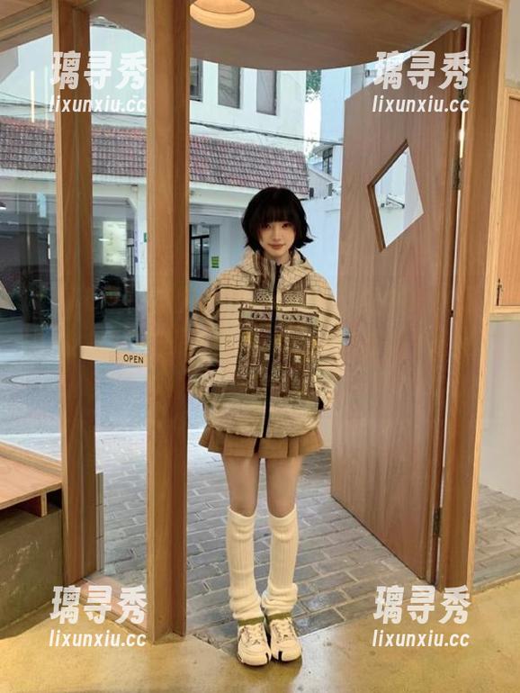 51吃瓜 打开51吃瓜网址,竟然发现了如此美味的瓜,真不愧是个吃瓜领域的专家!