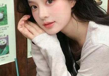 51吃瓜网的热心吃瓜群众：‘免费’评论显然不是白给的，你们的套路我看得见！