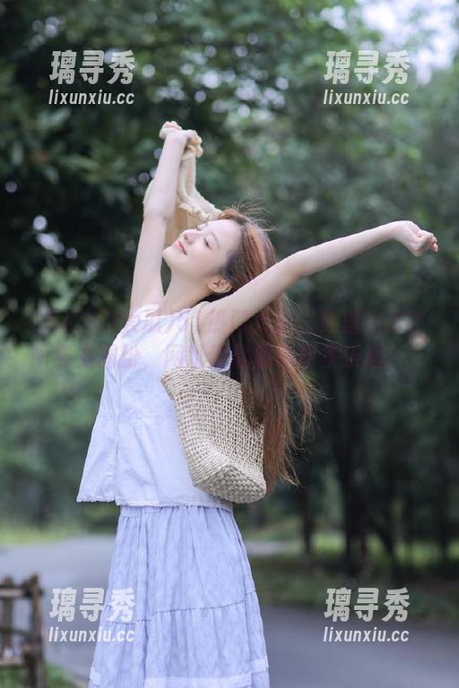 51热门大瓜 51热门大瓜:莫里秀综艺实力圈粉,网址带你解锁更多乐趣!