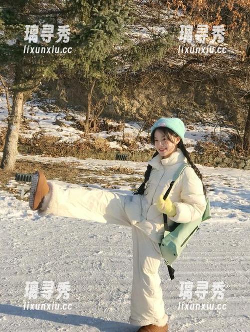 52cg 52cg原来这么会撒福利,居然免费送你连环瓜,心里美滋滋的!