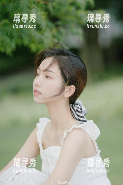 生活是一场吃瓜的演出，别忘了下载91朝阳当你的‘忠实观众’！