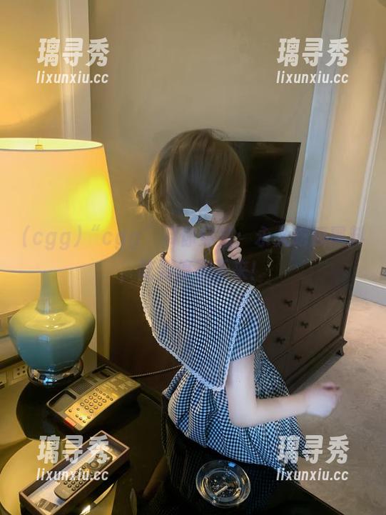 “cgg”带你穿越：永久吃瓜黑料，吃到停不下来！