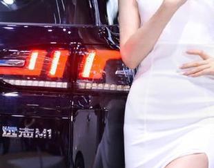 你敢相信吗？下载“hlw”后，我的聚会都变得更有趣了！
