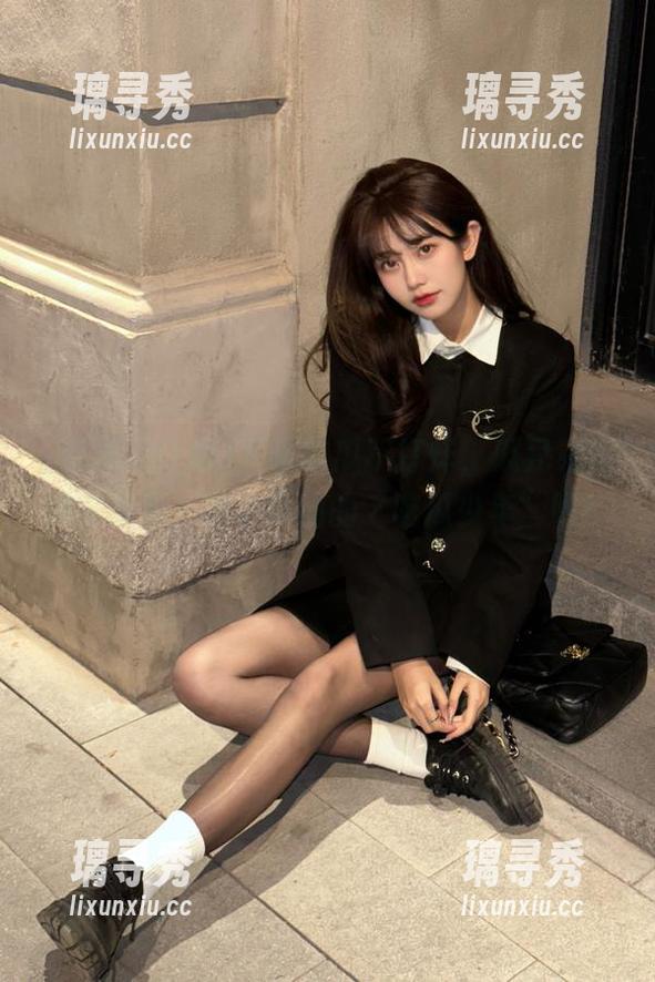 下载吃瓜不打烊，瓜兄弟们都在这里，做个幸福的“吃瓜少年”吧！