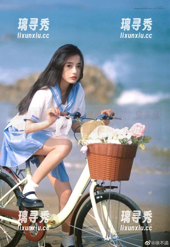 海角的瓜你也想逃过？快来爆料海角苹果版看看热门吃瓜，别错过！