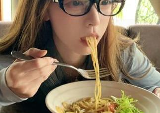 资源紧缺？来黑料不打烊网页版，咳，资源太丰富，反而有点选择障碍！