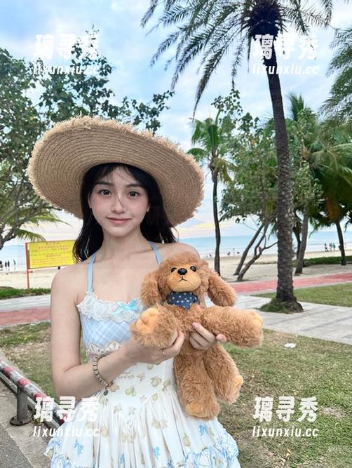 没时间研究八卦？下载黑料社，让瓜时刻为你在线！