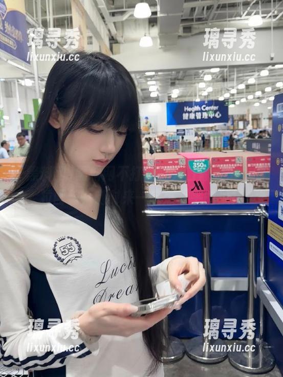 黑料网 黑料网不打烊,入口像大街上的拉面馆,随时来一碗热乎乎的瓜!