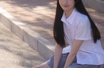 网页探秘：黑料网，你的吃瓜人间服务站！