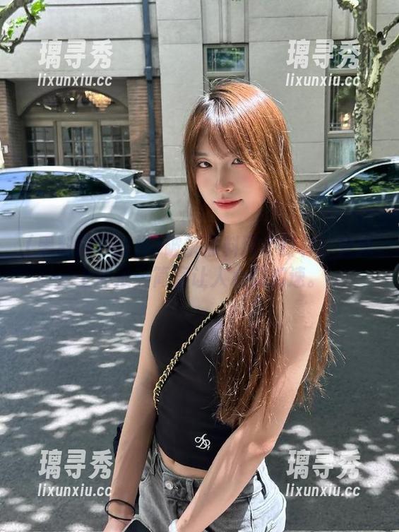黑料网不打样 破解黑料网不打样:安卓上冲浪,简直让人心跳加速。